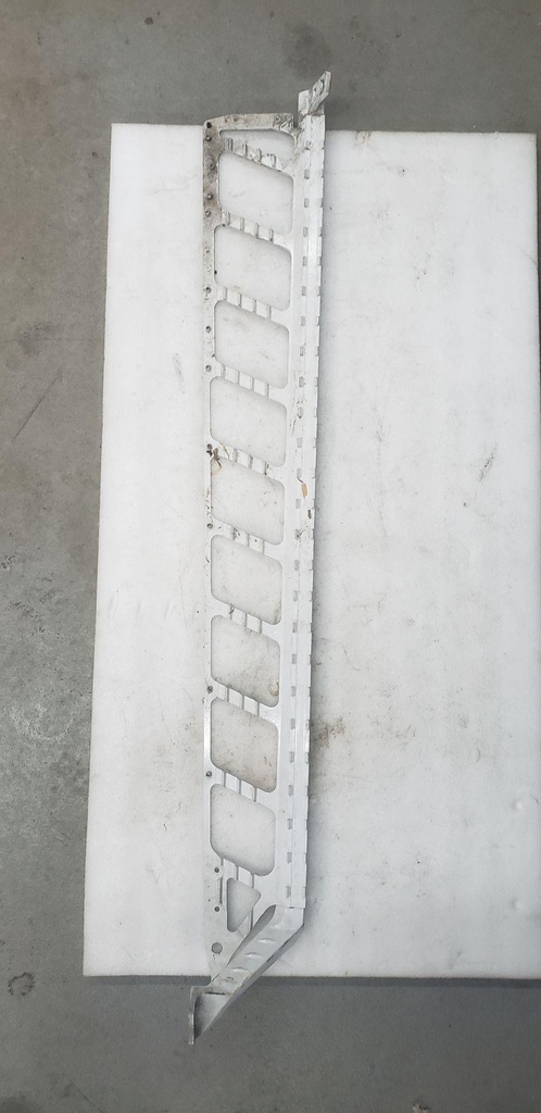 ASM-RUNNINGBOARD RH TI 20%