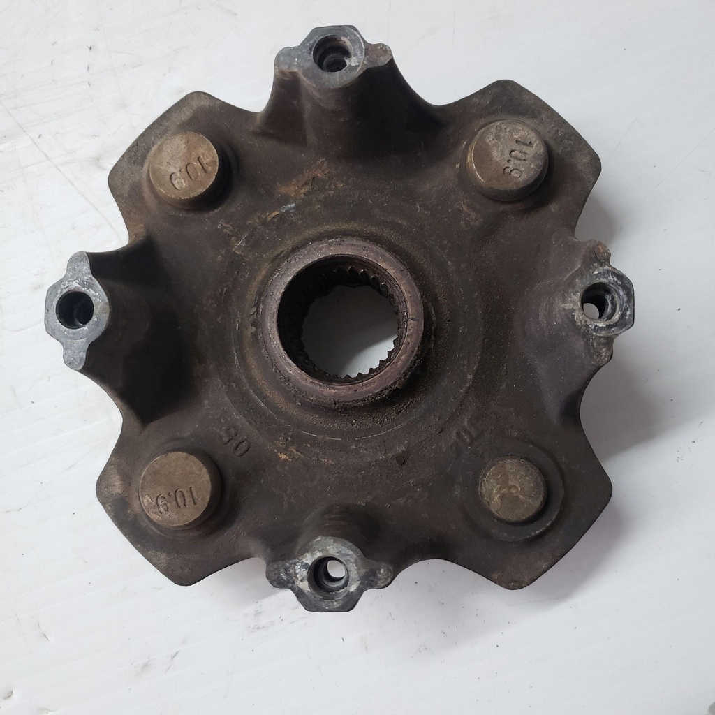 Hub, Wheel