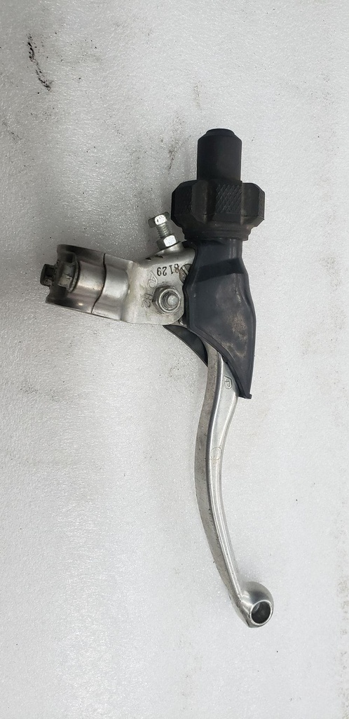 Holder, Lever 1