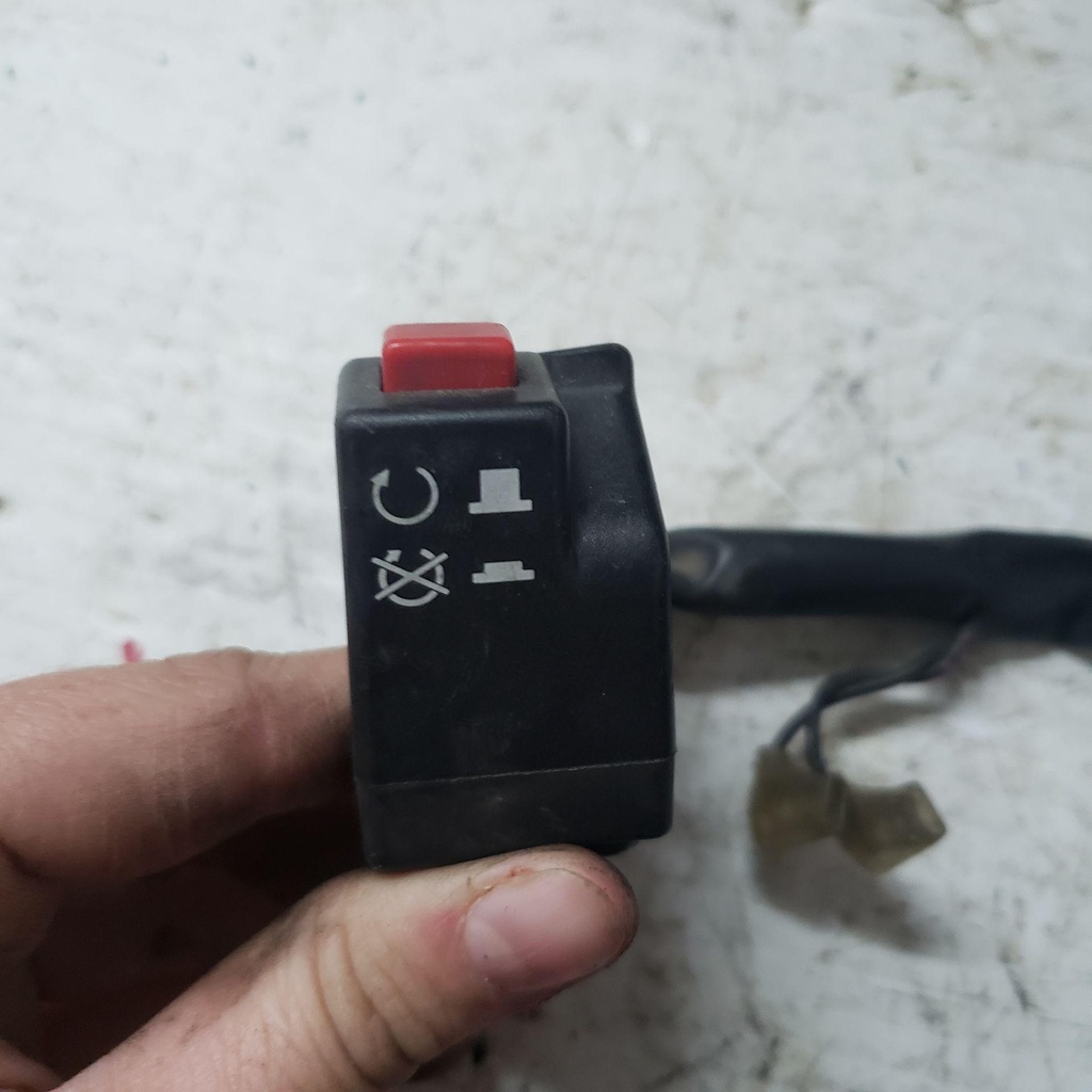 SWITCH ASSY, HANDLE RH 05%