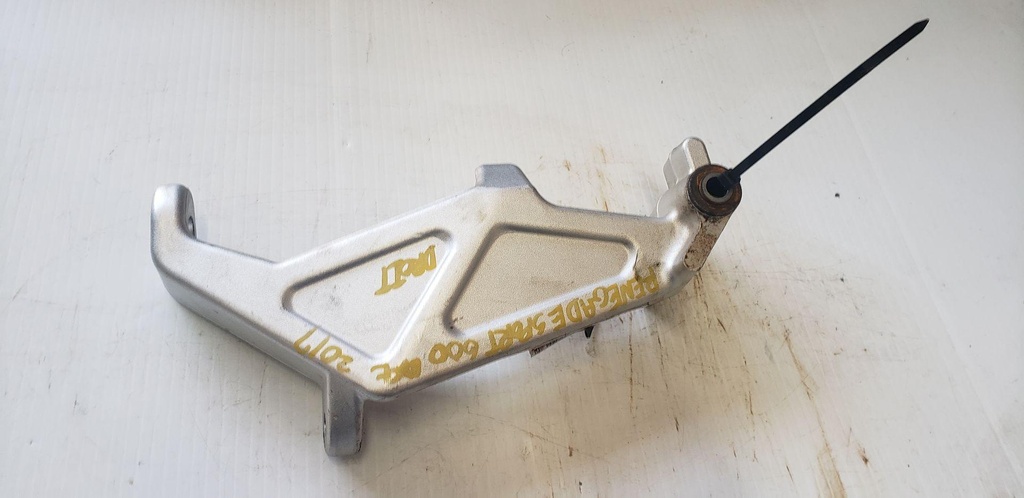 White RH Ski Leg