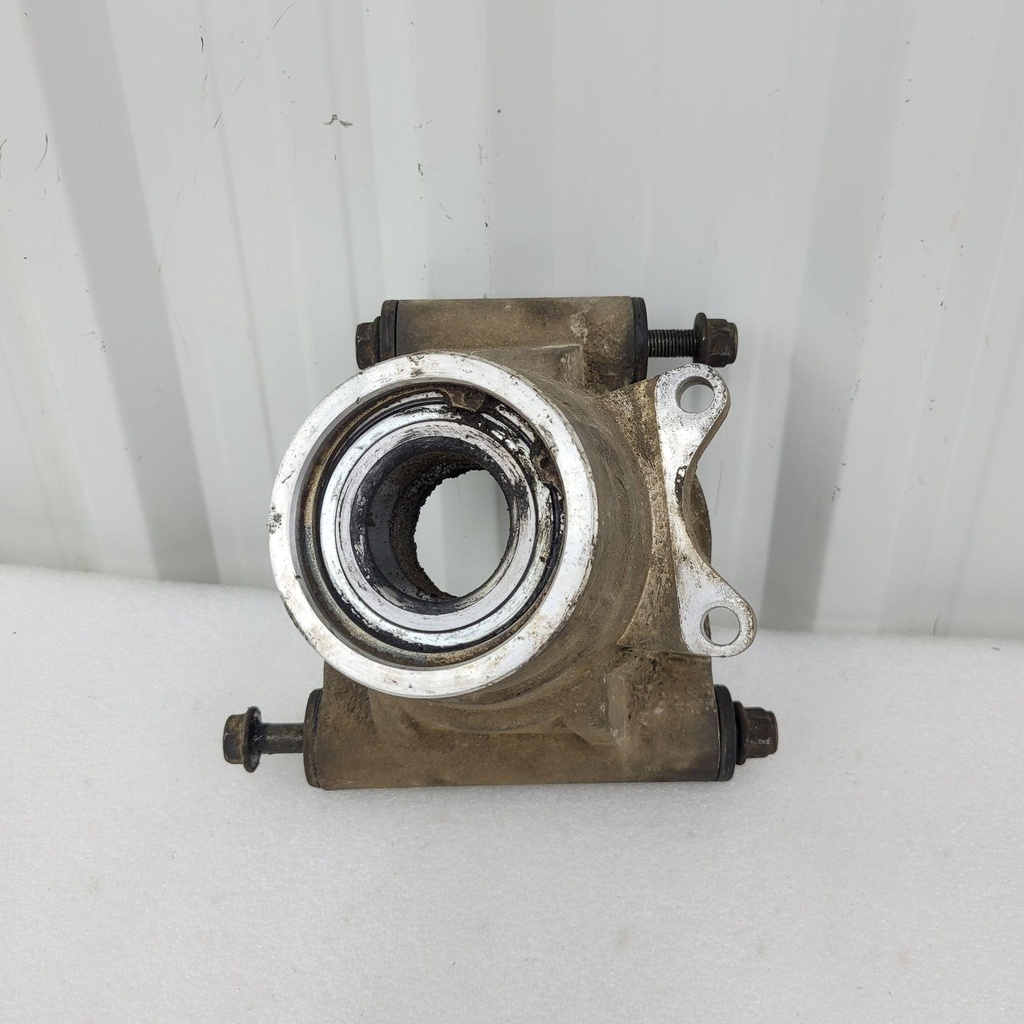 wheel bearing carrier, left