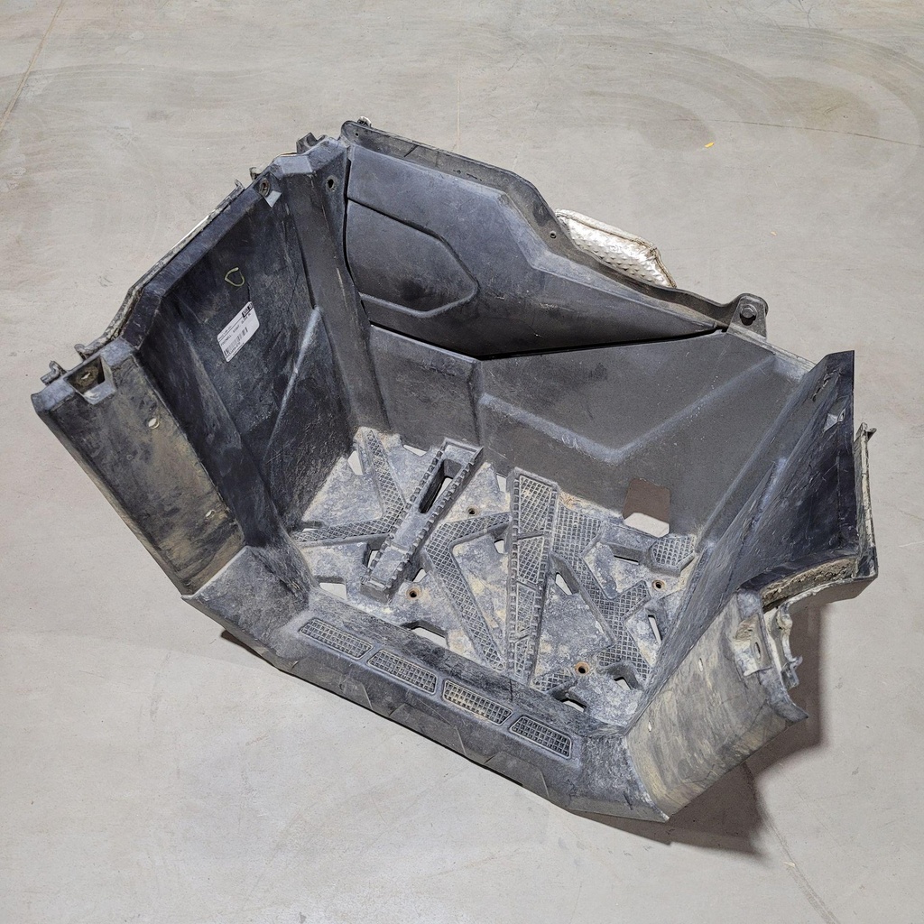 footwell, right, gloss black