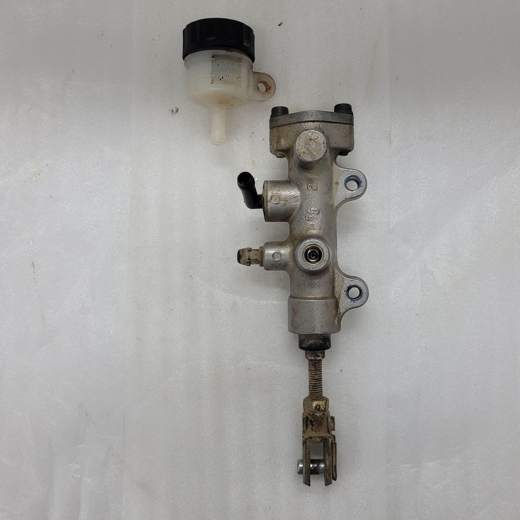 Master Cylinder