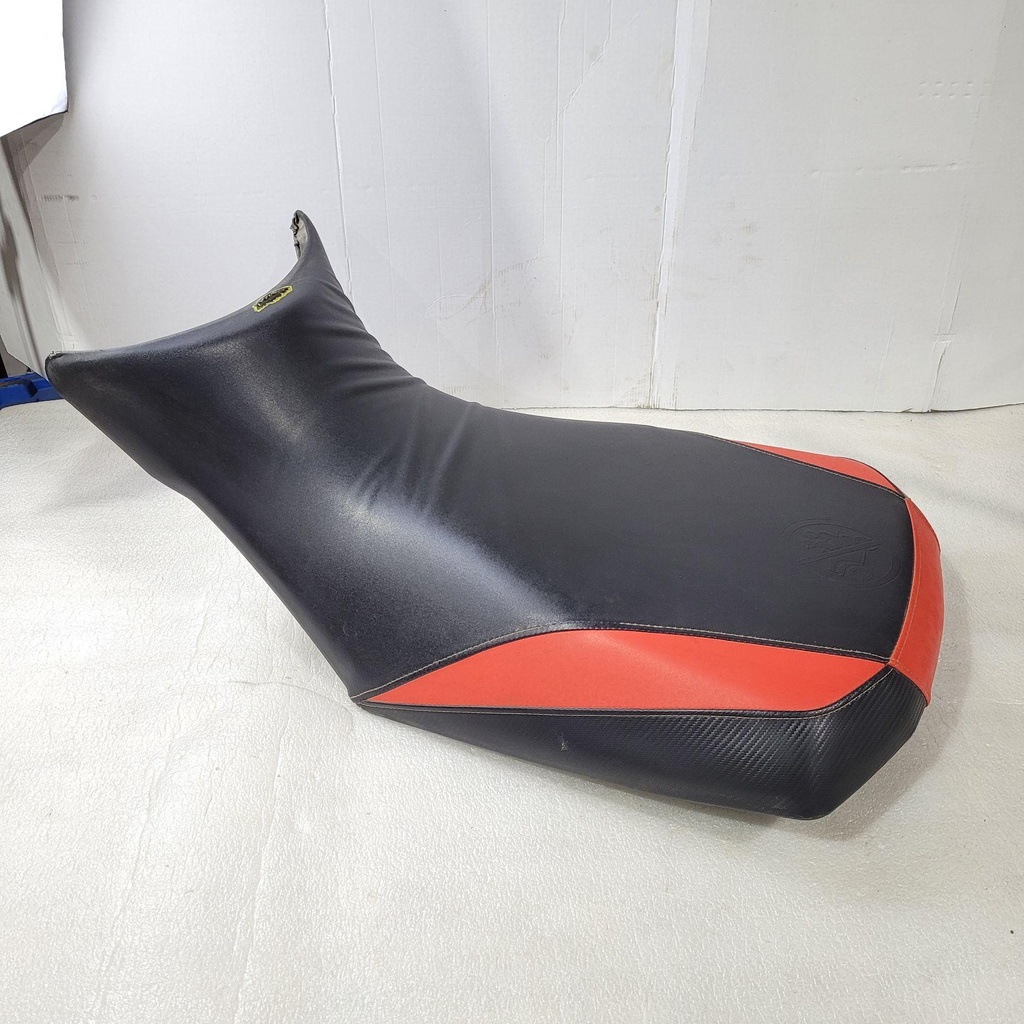 Seat Ass'y. Package XM 05%