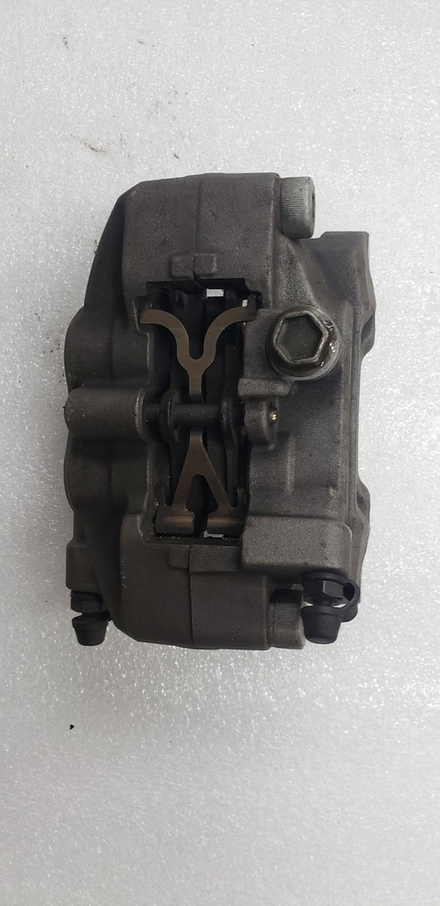 YAMAHA CALIPER ASSY - 8FU-2580T-01-00