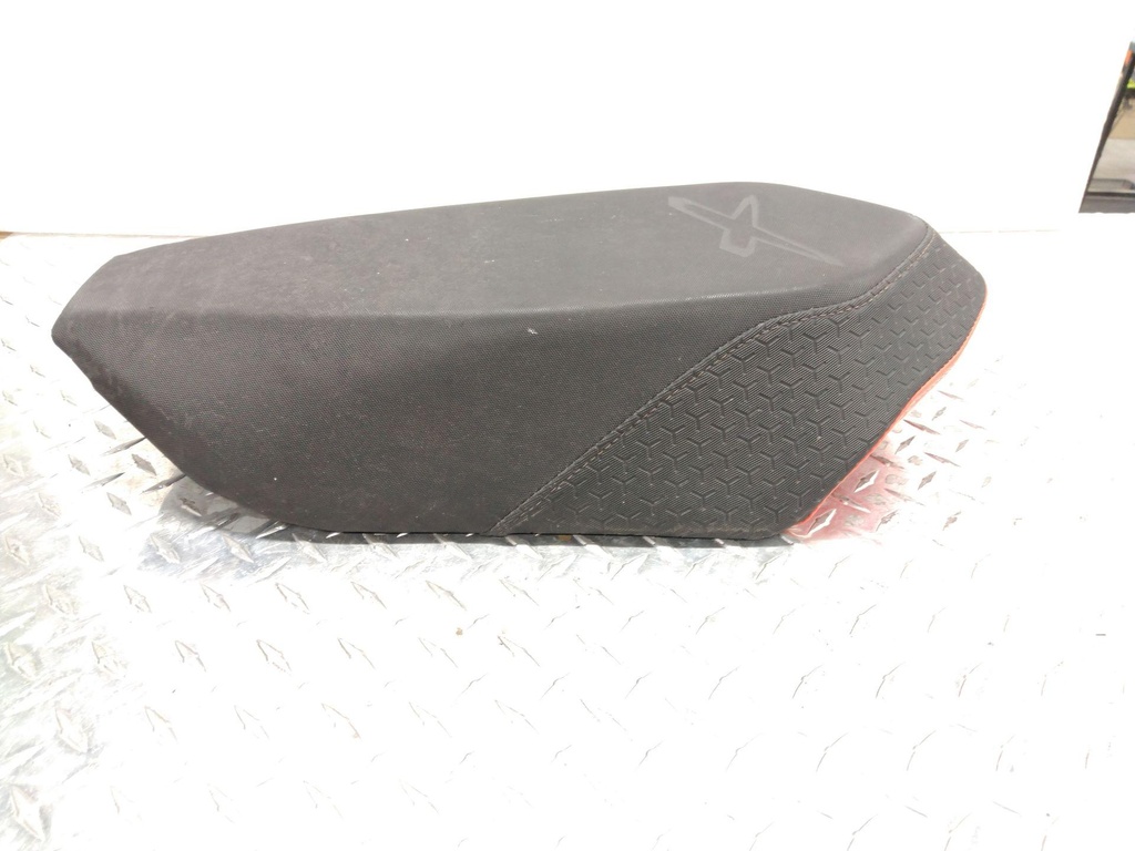 Seat Cover Can-am Red