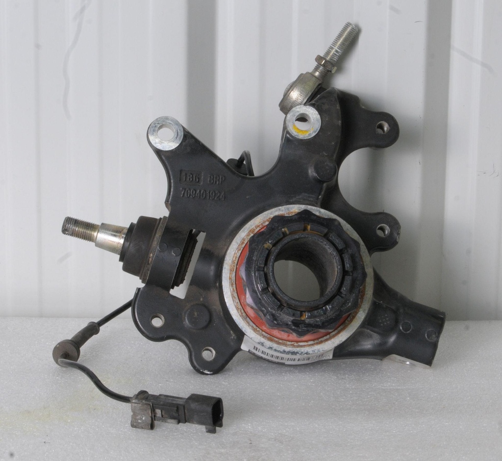 LH Knuckle