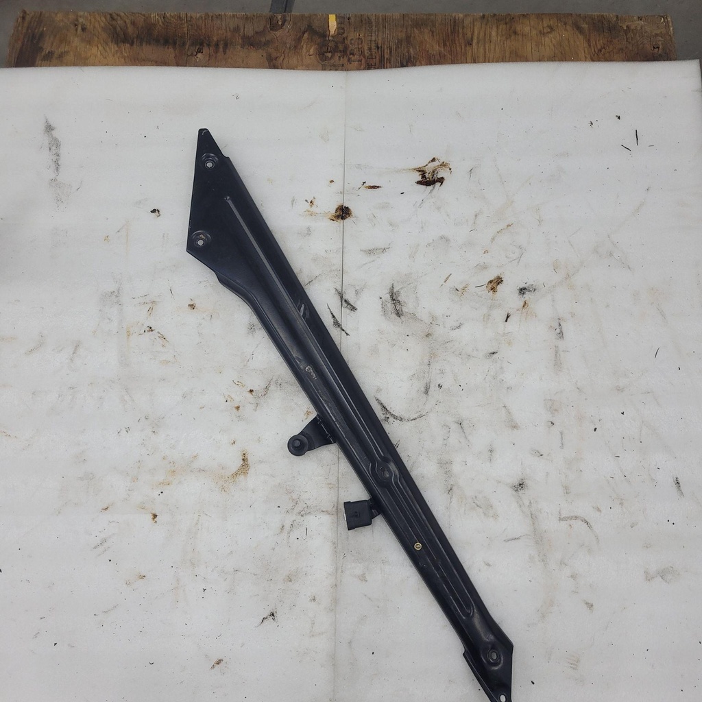 Deep Black,RH Rear Member