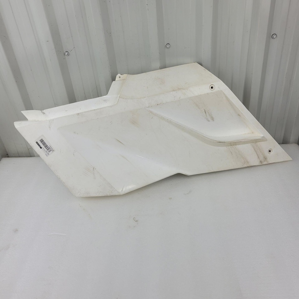white, lh rear lateral panel