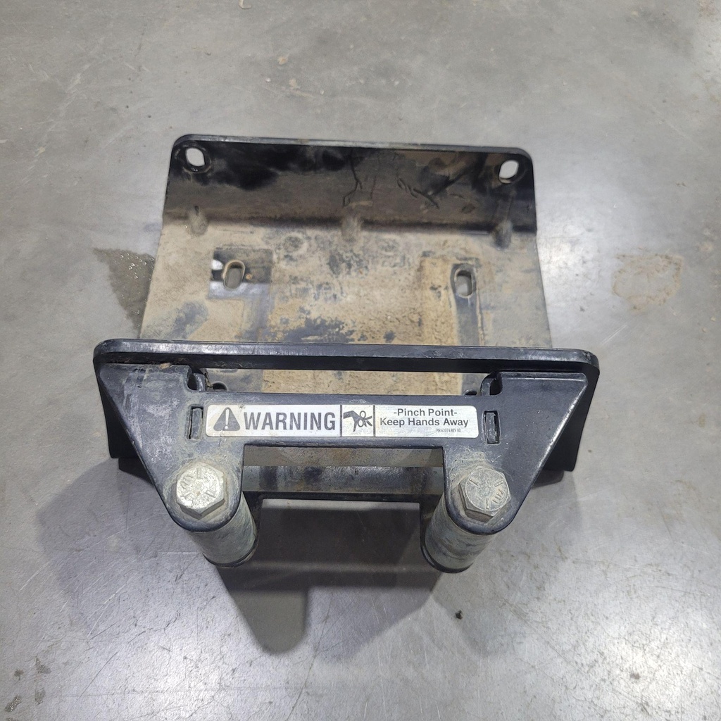(new ref. 99999-04584-00) holder ur substitute part 99999-04584-00 (copy)