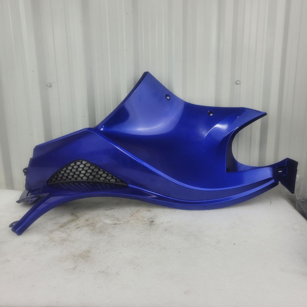 rh upper panel, blue blue model