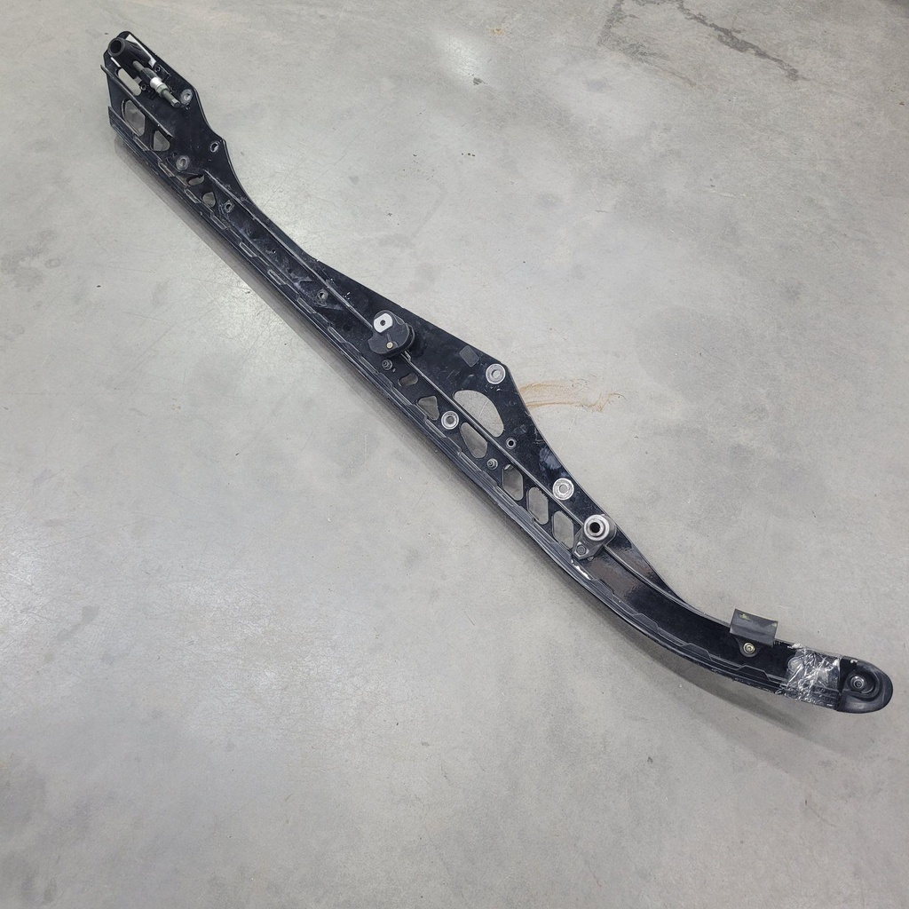 asm-rail 136 cc svc lh blk