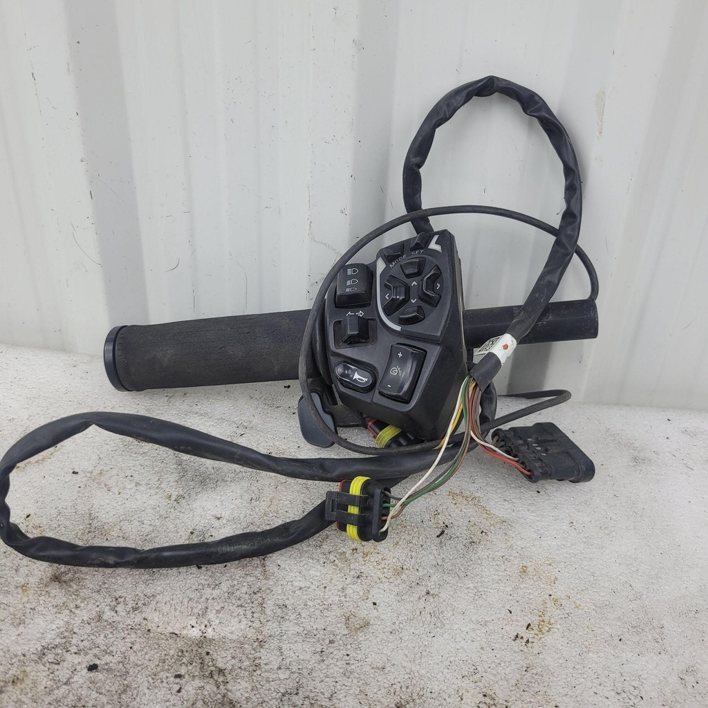[710002346-001] (new ref. 710004011) lh switch housing se5