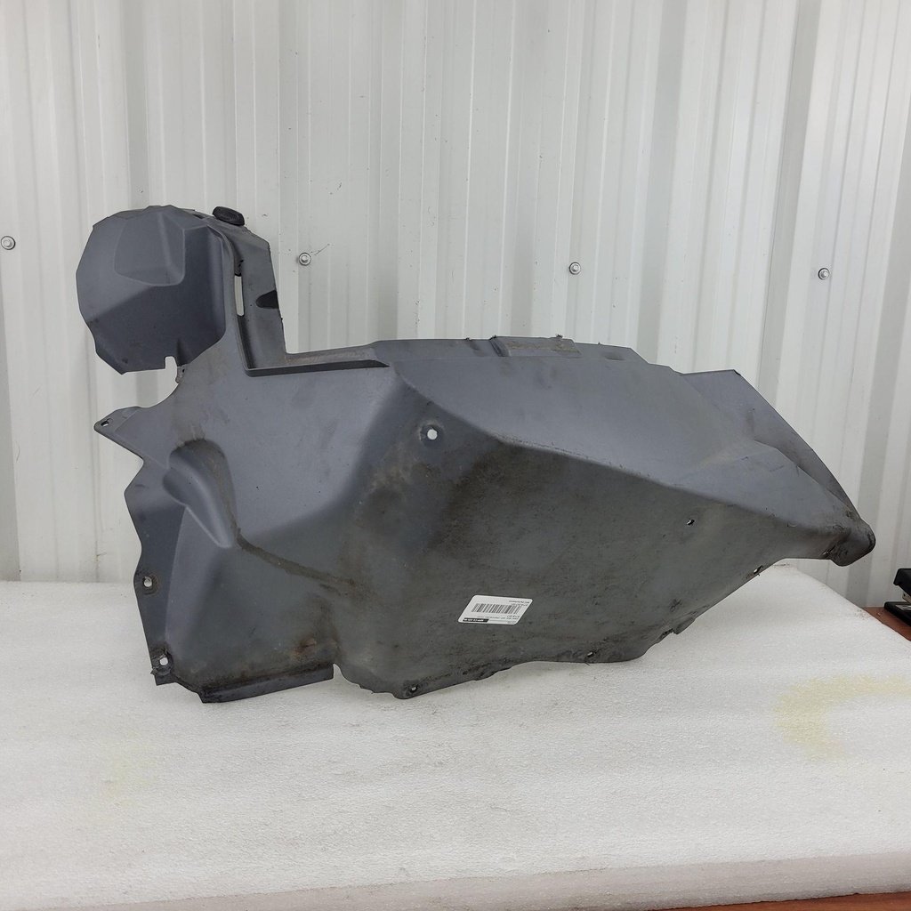 [6718-357-001] plate, skid - left - charcoal (inc. 13-22)