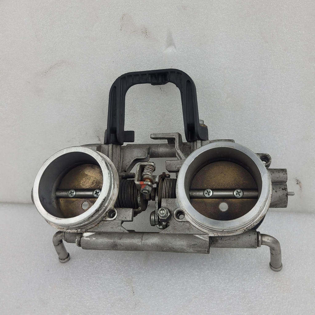 (new ref. 420685752) throttle body