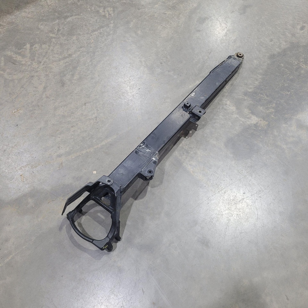 [CF01978] rear rh swing arm
