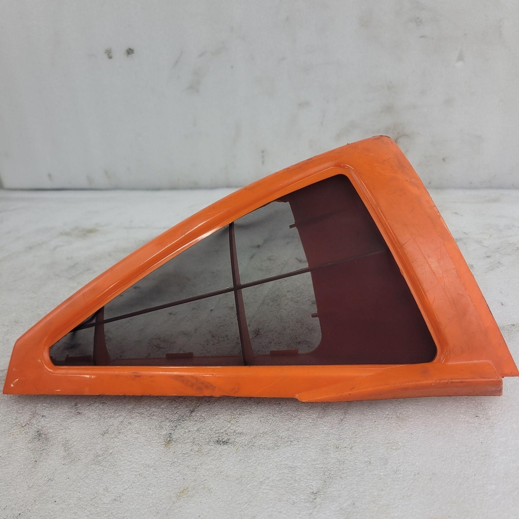 [5606-926-001] bezel, intake - right - orange