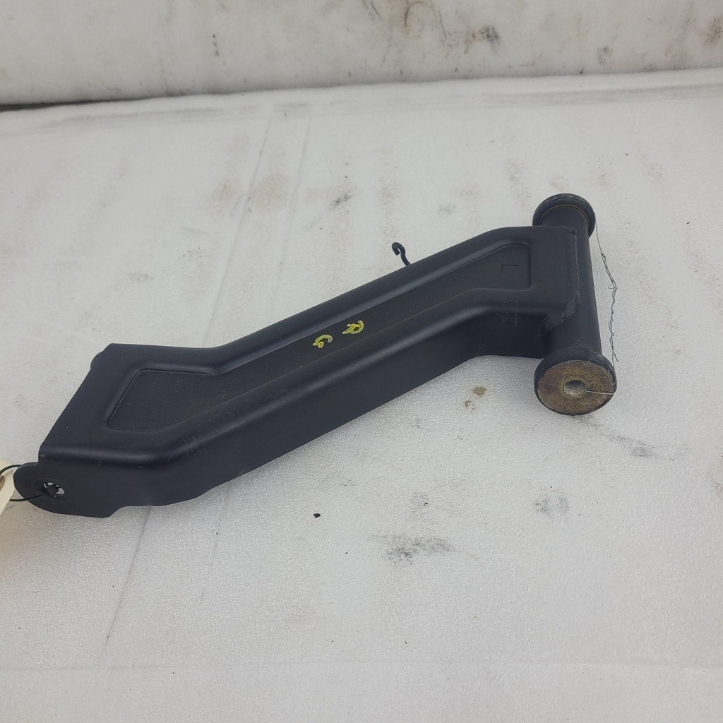 [3306-873-001] control arm lh upper assy (black) (inc. 6-8)