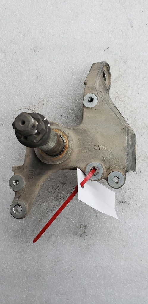 Knuckle, Steering - Right - 3405-005 ARCTIC CAT