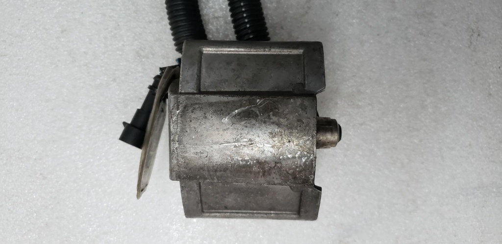 (new ref. 512061054) fuel injector