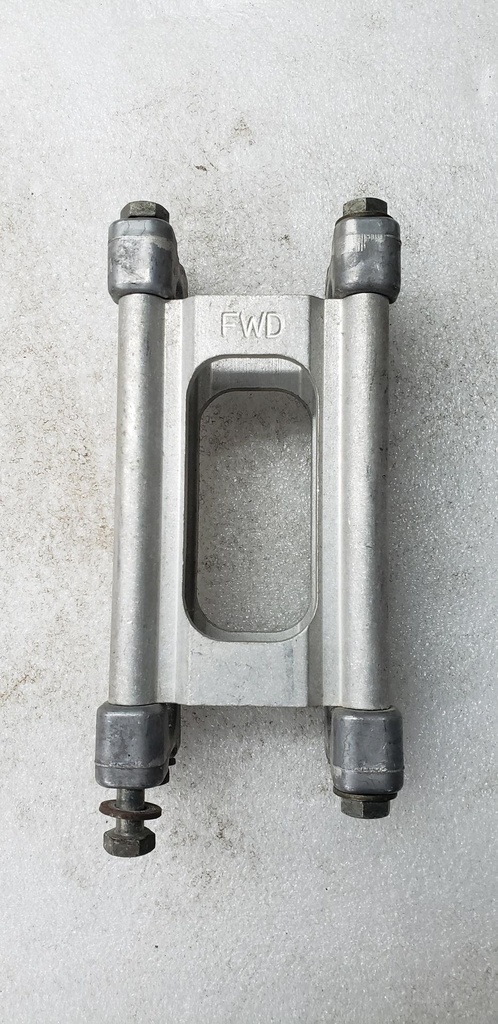 [5138032-001] HANDLEBAR RISER BLOCK, 115 MM (5138032-001)