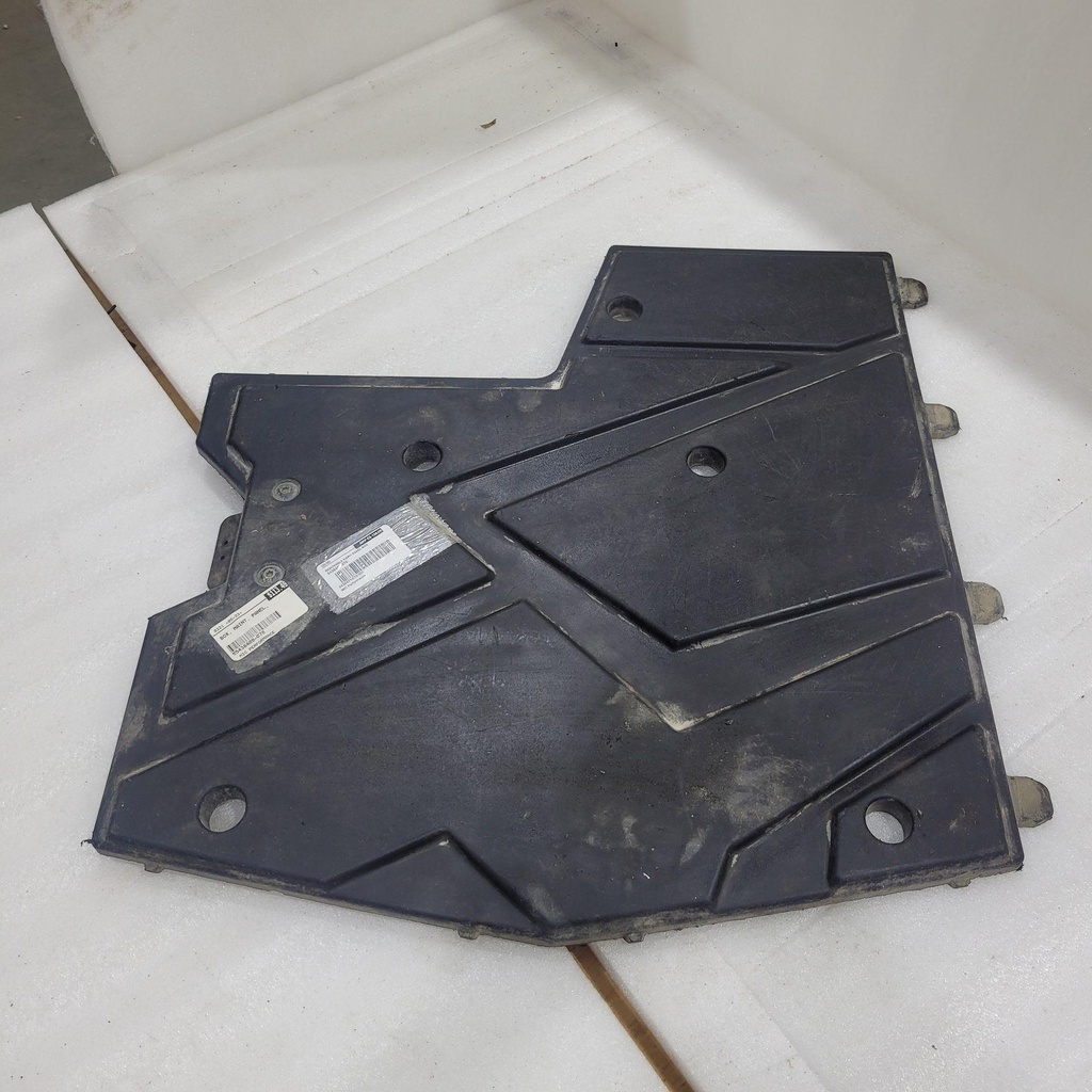 [5438409-070-001] removable maint panel box