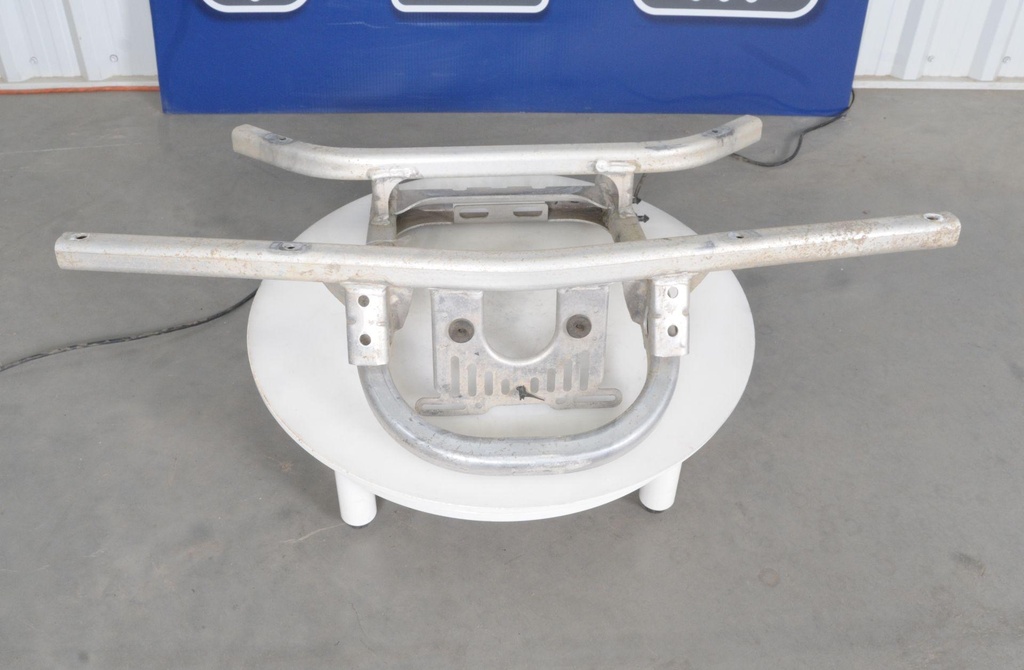 [705003656-001] rear support (705003656-001)