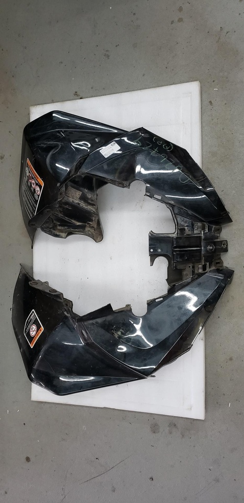 [715003163-001] Black Front Fender Intern - 715003163 CAN AM