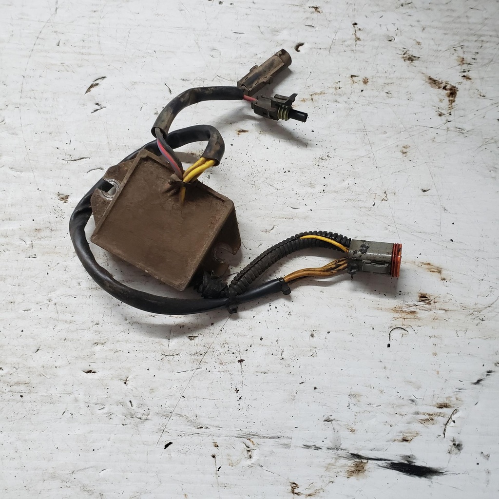 [710000100-001] Volt Regulator Ass'y (710000100-001)