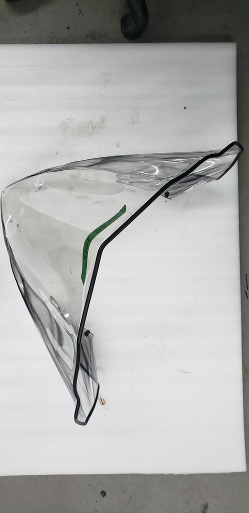 HIGH WINDSCREEN - BLACK
