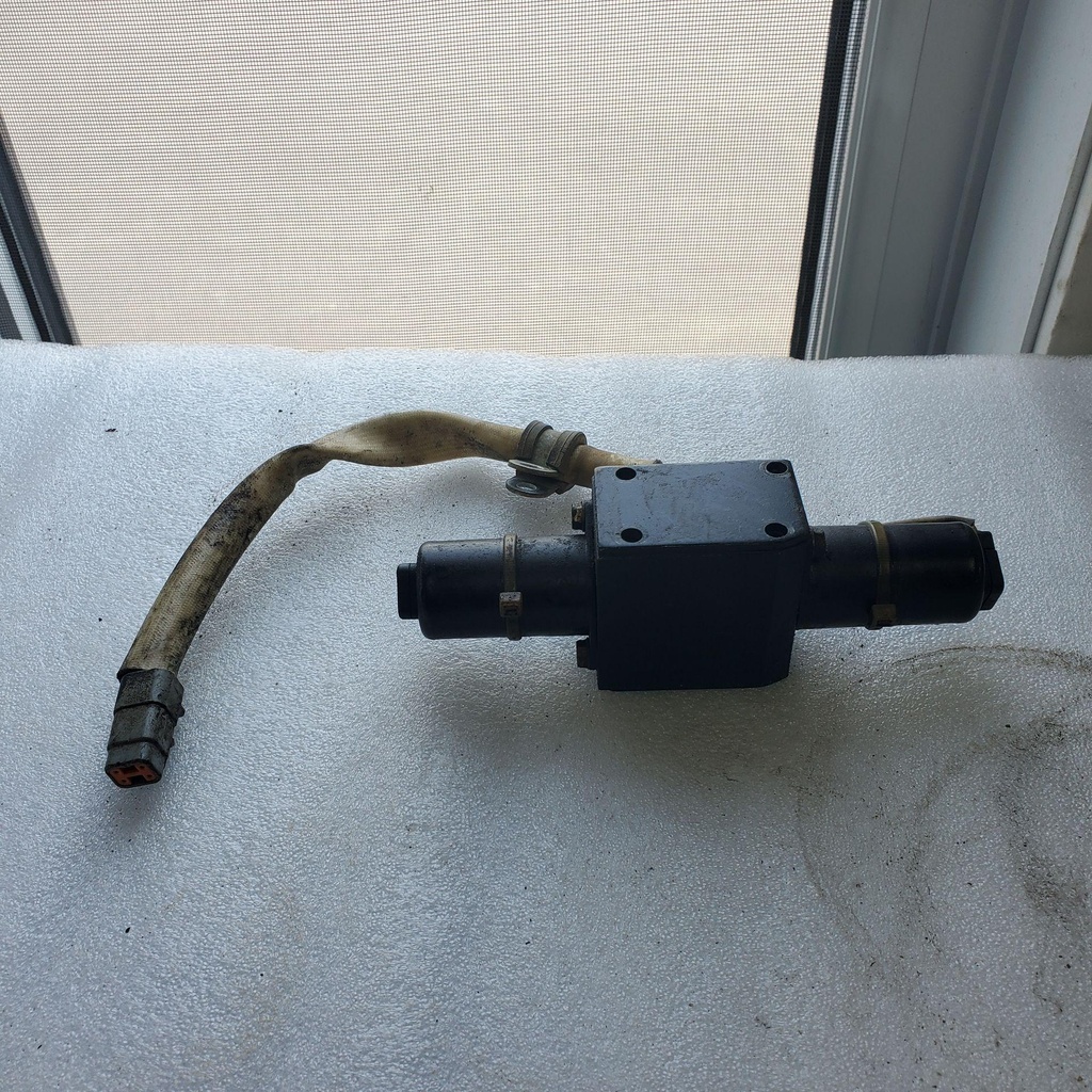 SOLENOID VALVE - CAN-AM - 711256540