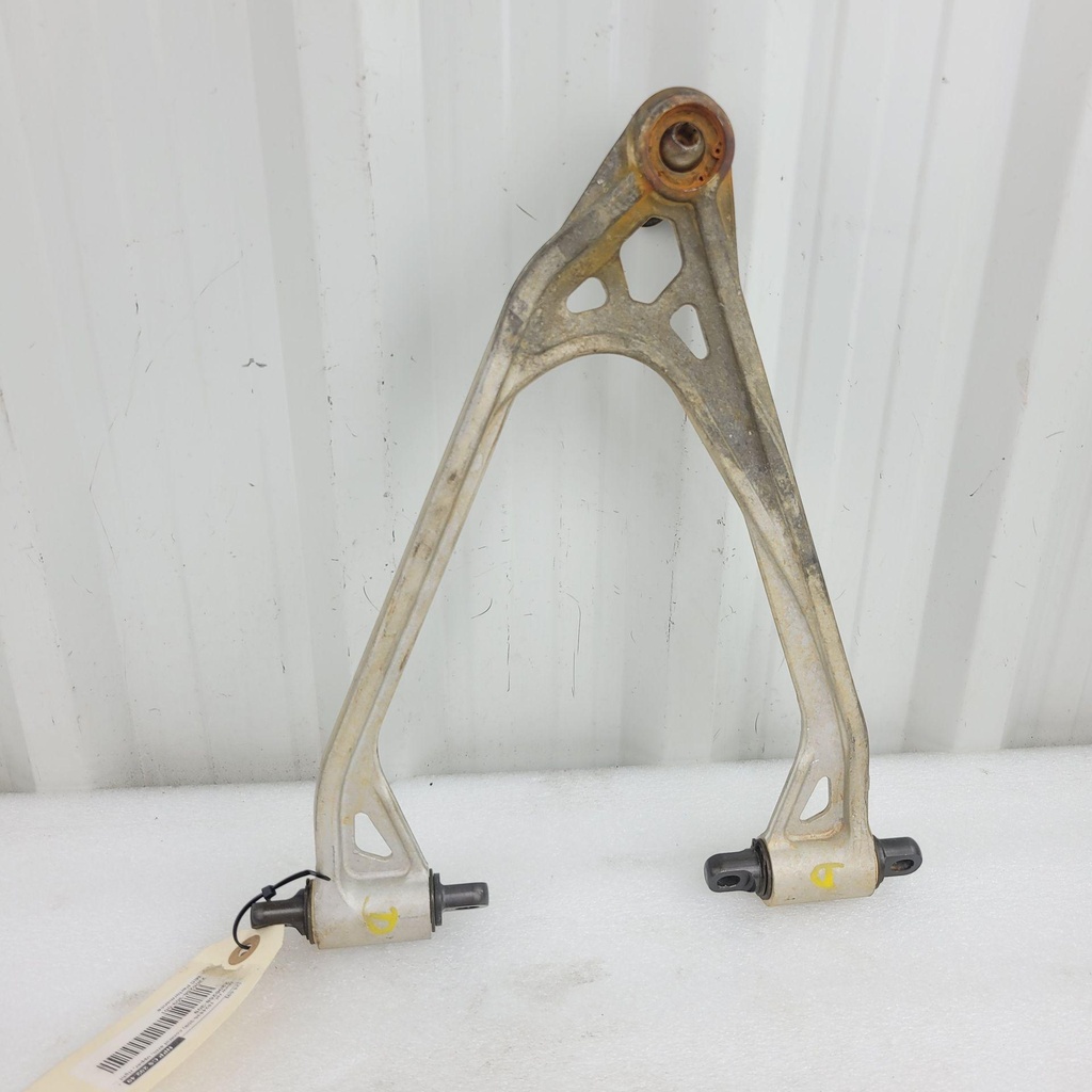 [2206258-309-001] (new ref. 1824536-309) control arm, upper, right hand