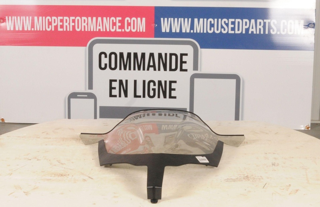 [517304268-001] Extra Hight Windshield