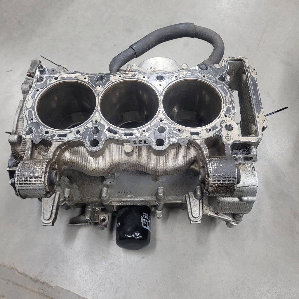 crankcase assembly (inc. 2-7)