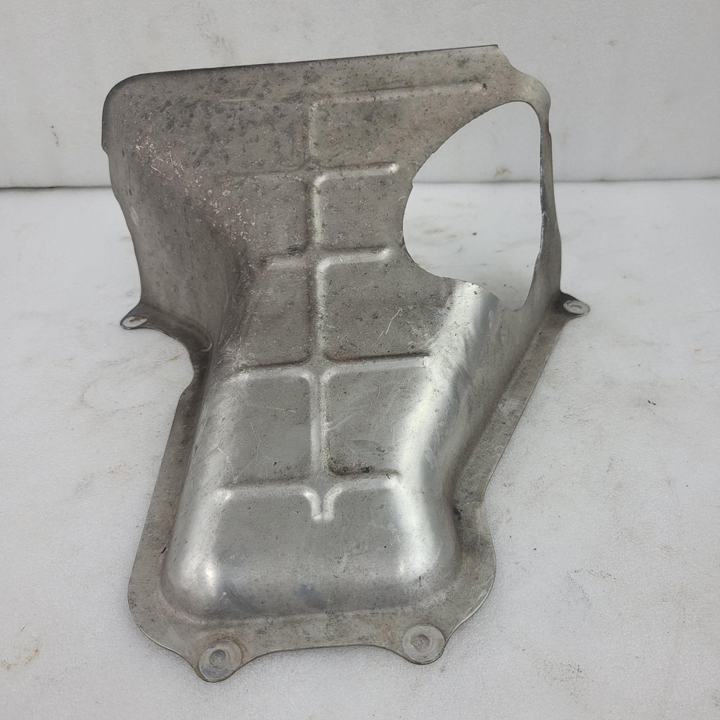 [3612-135-001] shield, heat - manifold