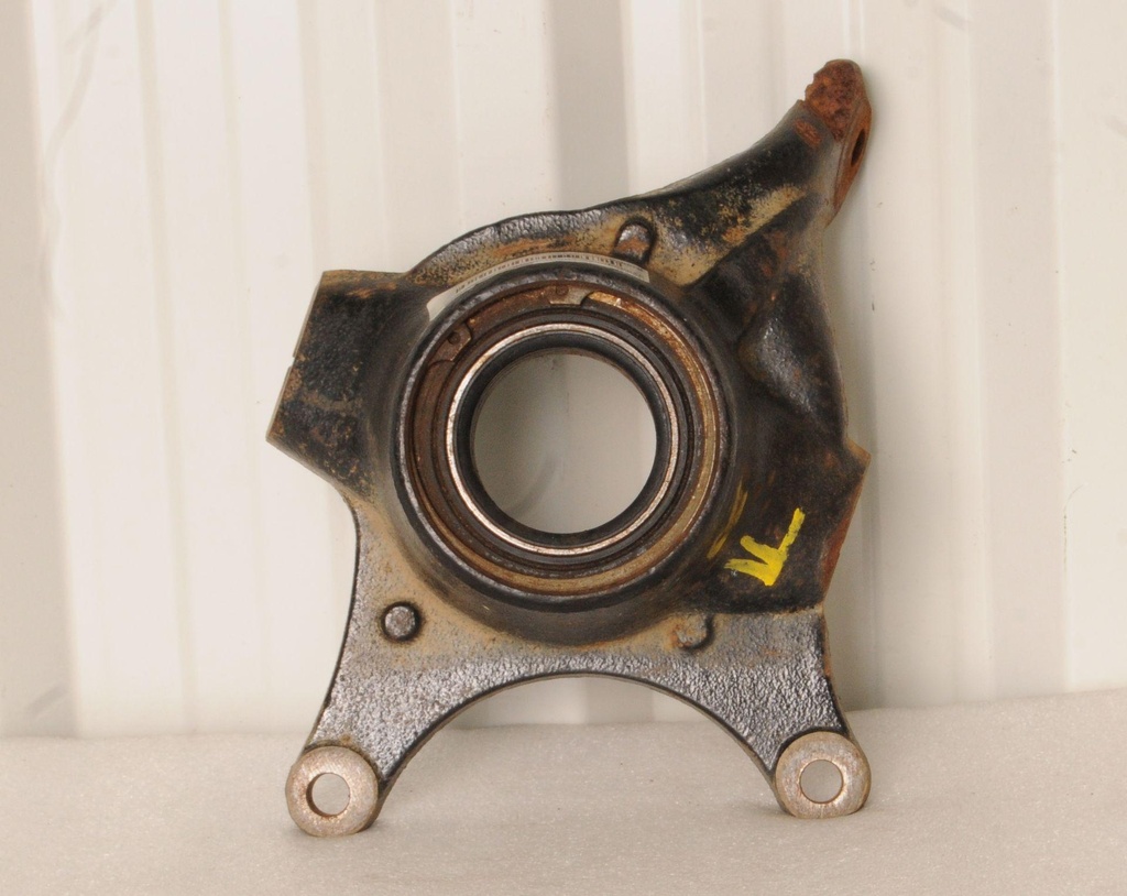 [5138232-001] HUB CARRIER, FRONT, RIGHT