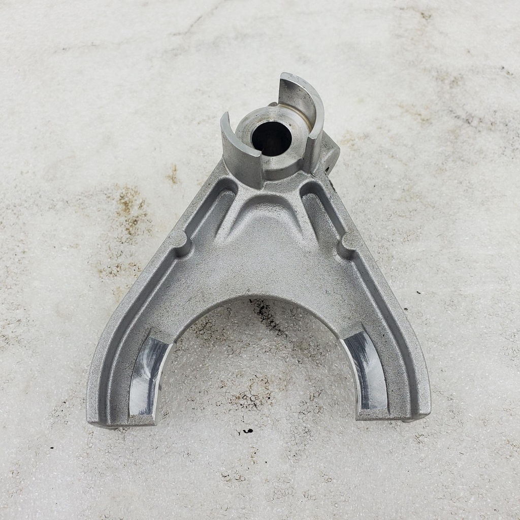 [420637906-001] gearshift fork