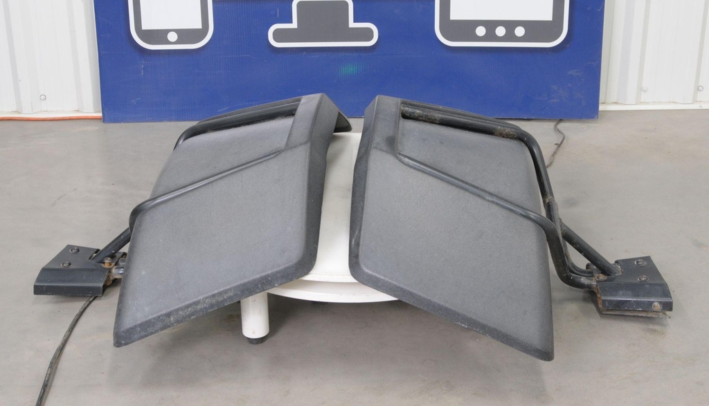 Front Fenders