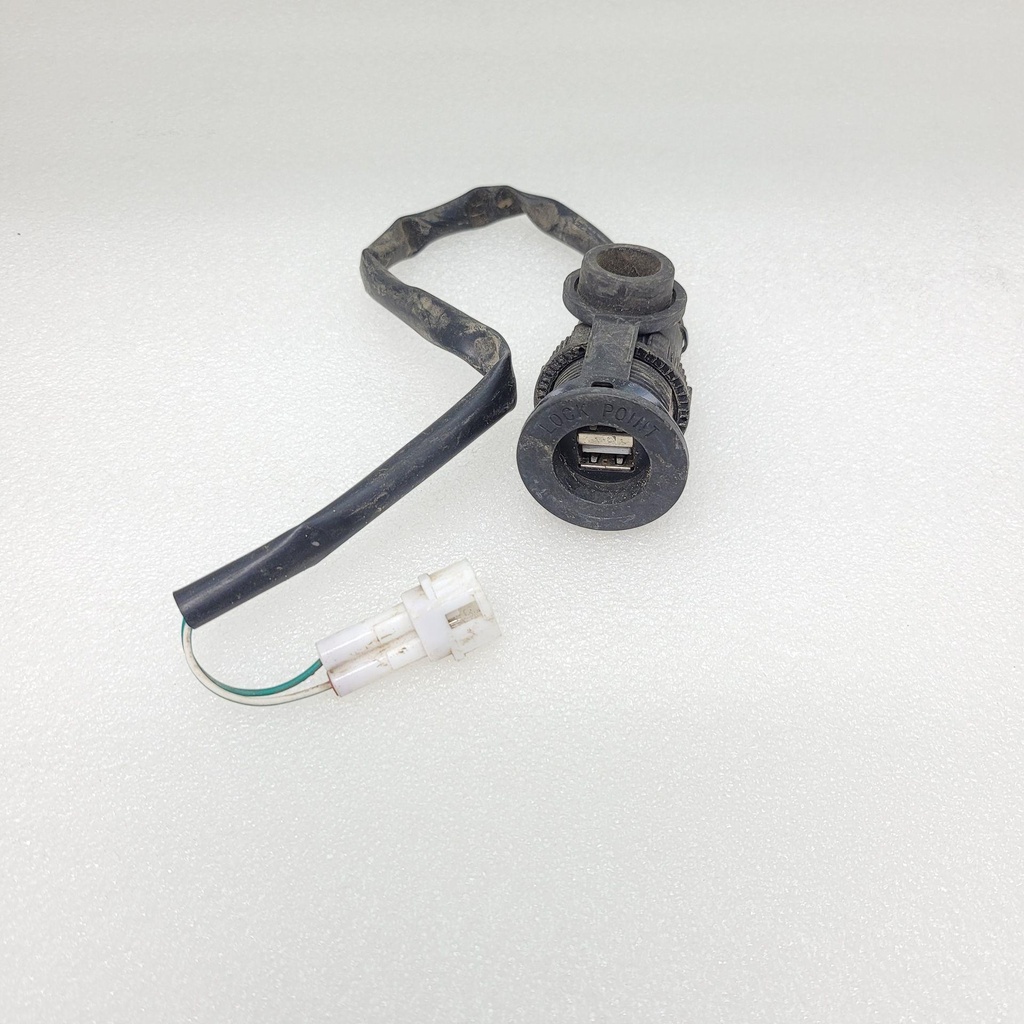 [CF00247] output seat, usb