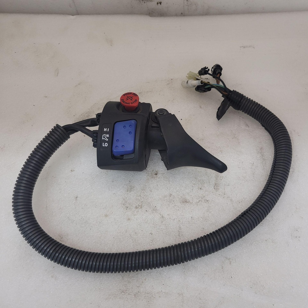[8FP827200100-001] Lever Holder Assy (Right)