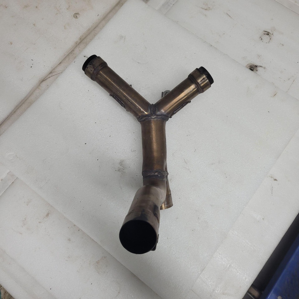 [57211591A-001] pipe exhaust center