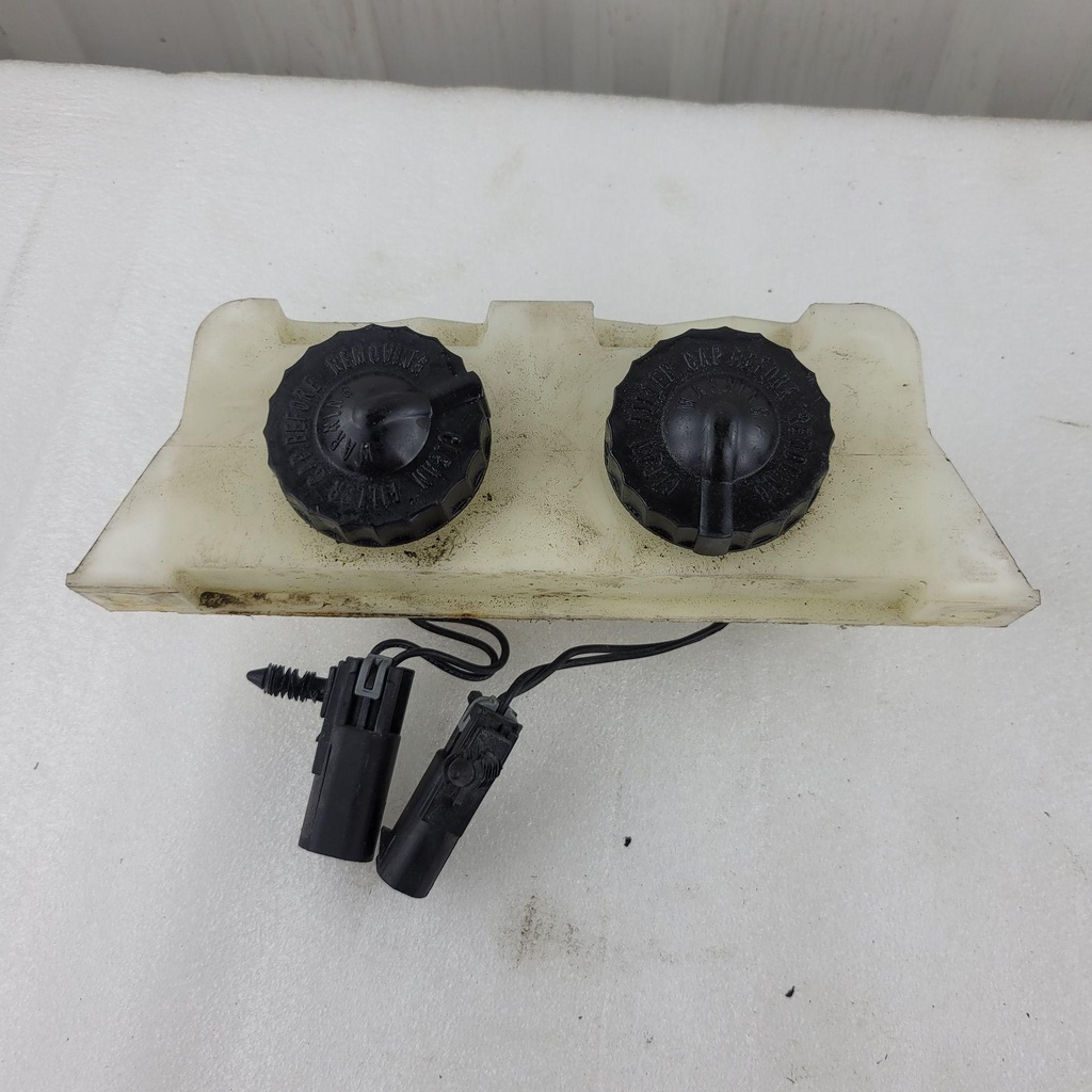 [705601072-001] (new ref. 705601366) brake fluid reservoir ass'y