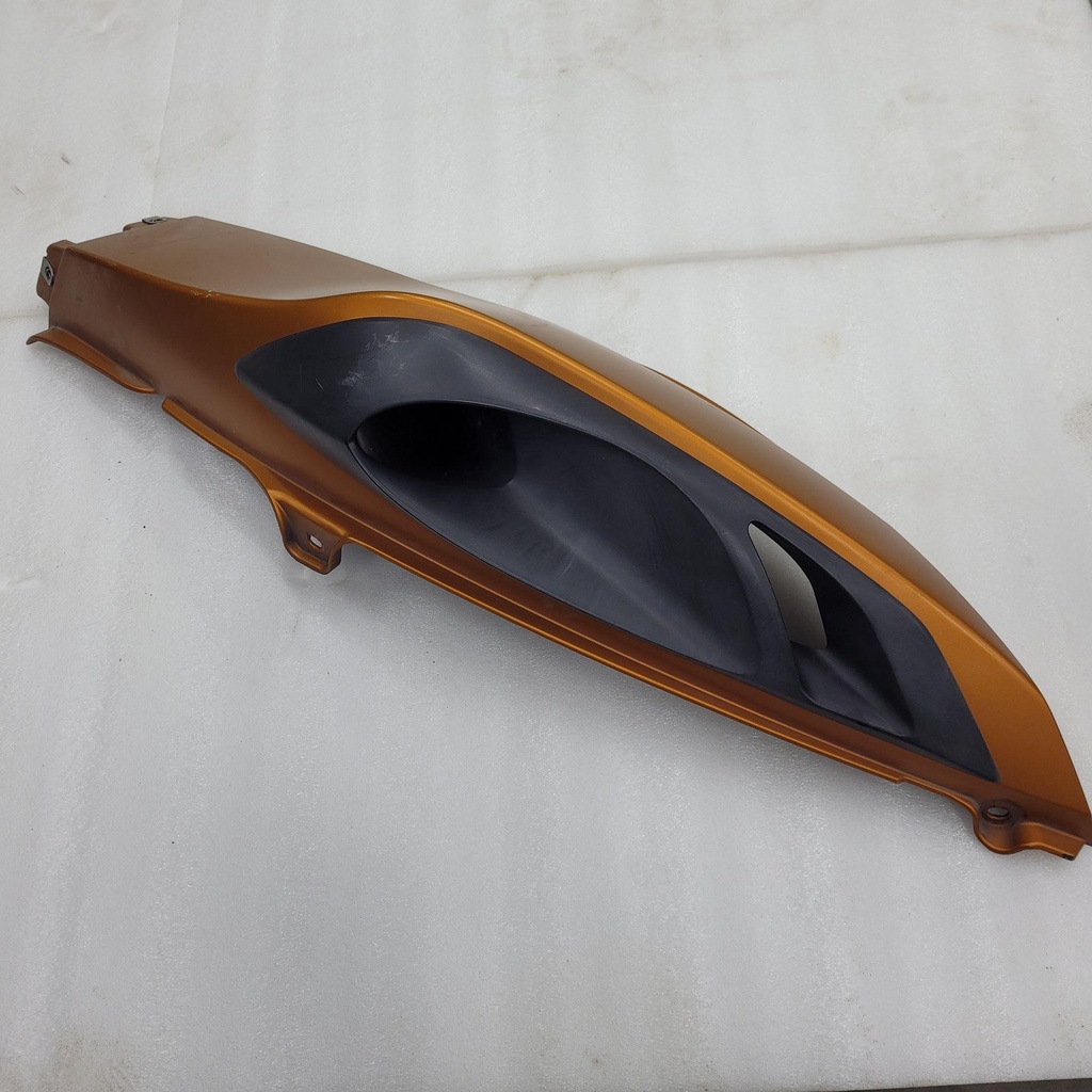 (new ref. 705006878) lh front panel, alloy orange rs-s alloy orange-black model