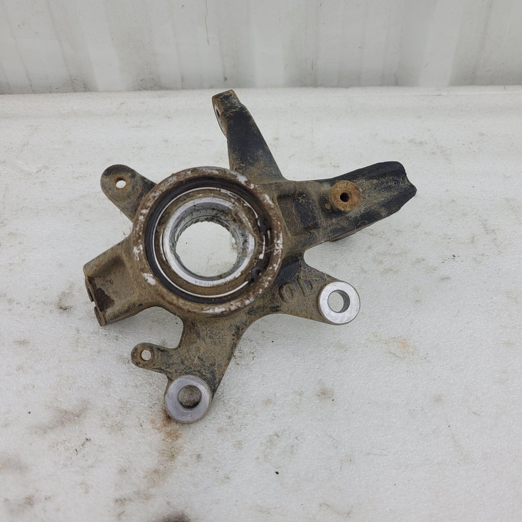 [CF01031] rh steering knuckle