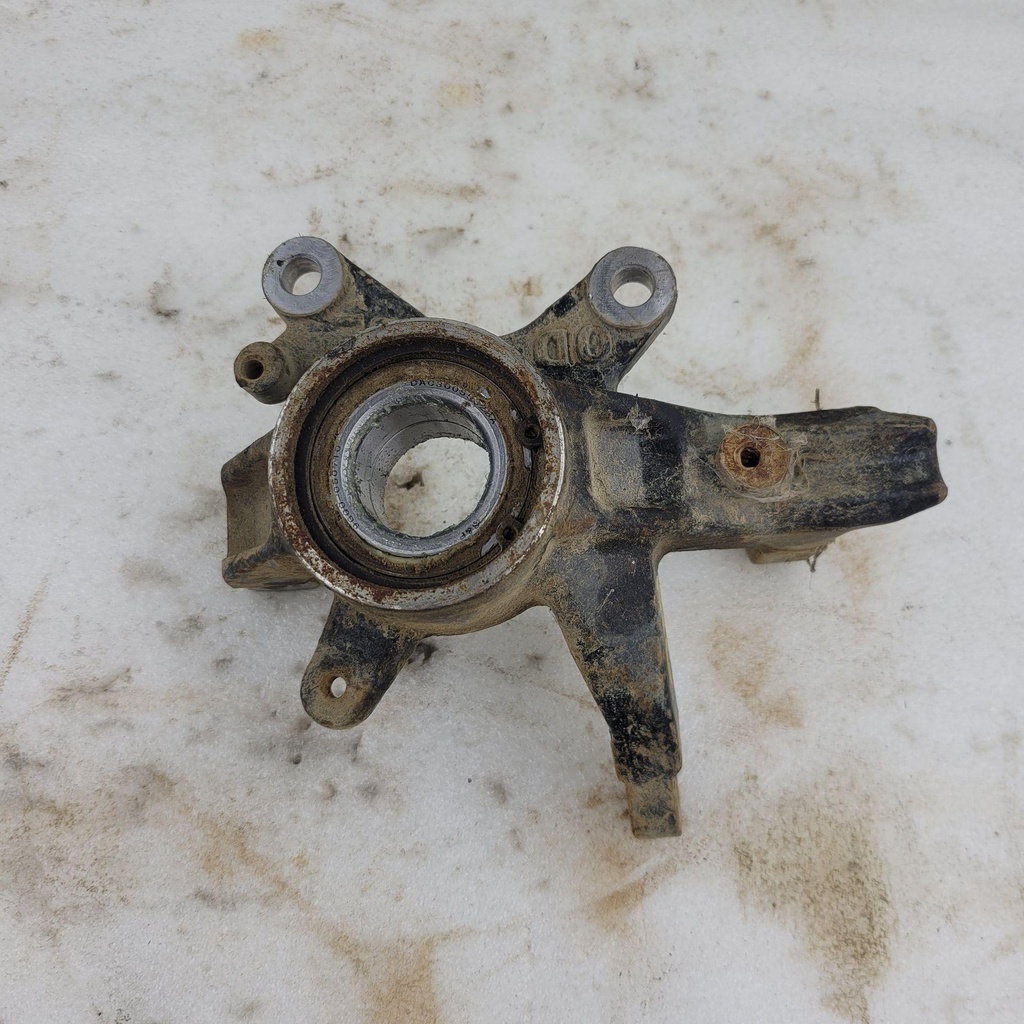 [CF01034] lh steering knuckle