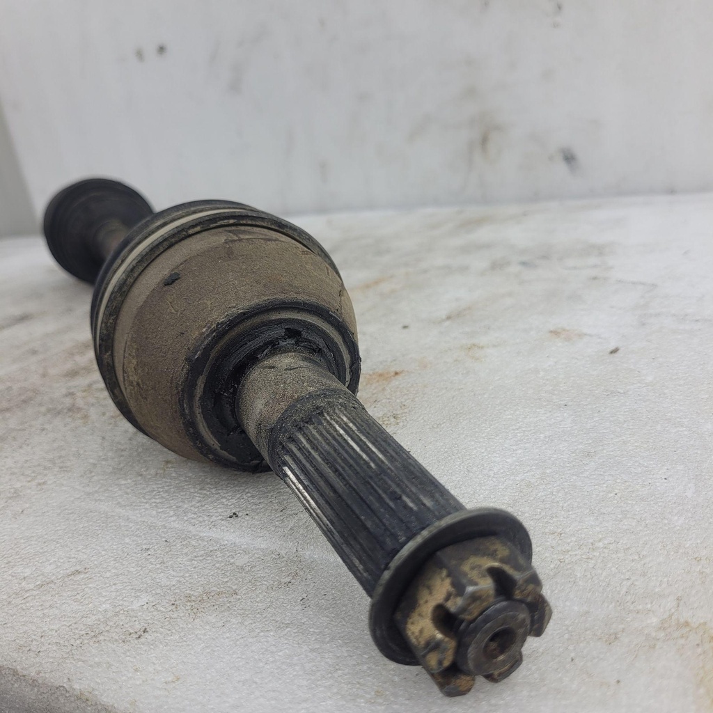 [1332692-001] drive shaft, rear (1332692-001)