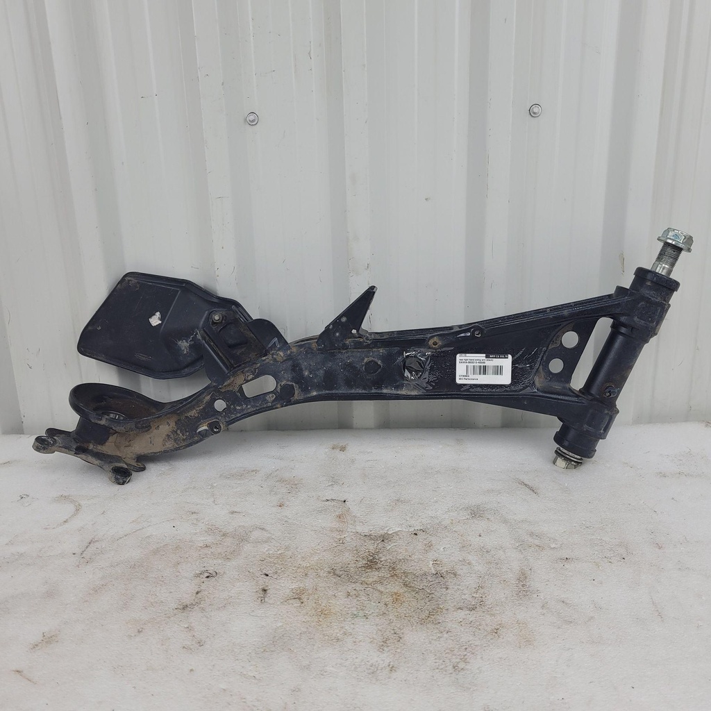 [CF00804] rear right hand swing arm (black)