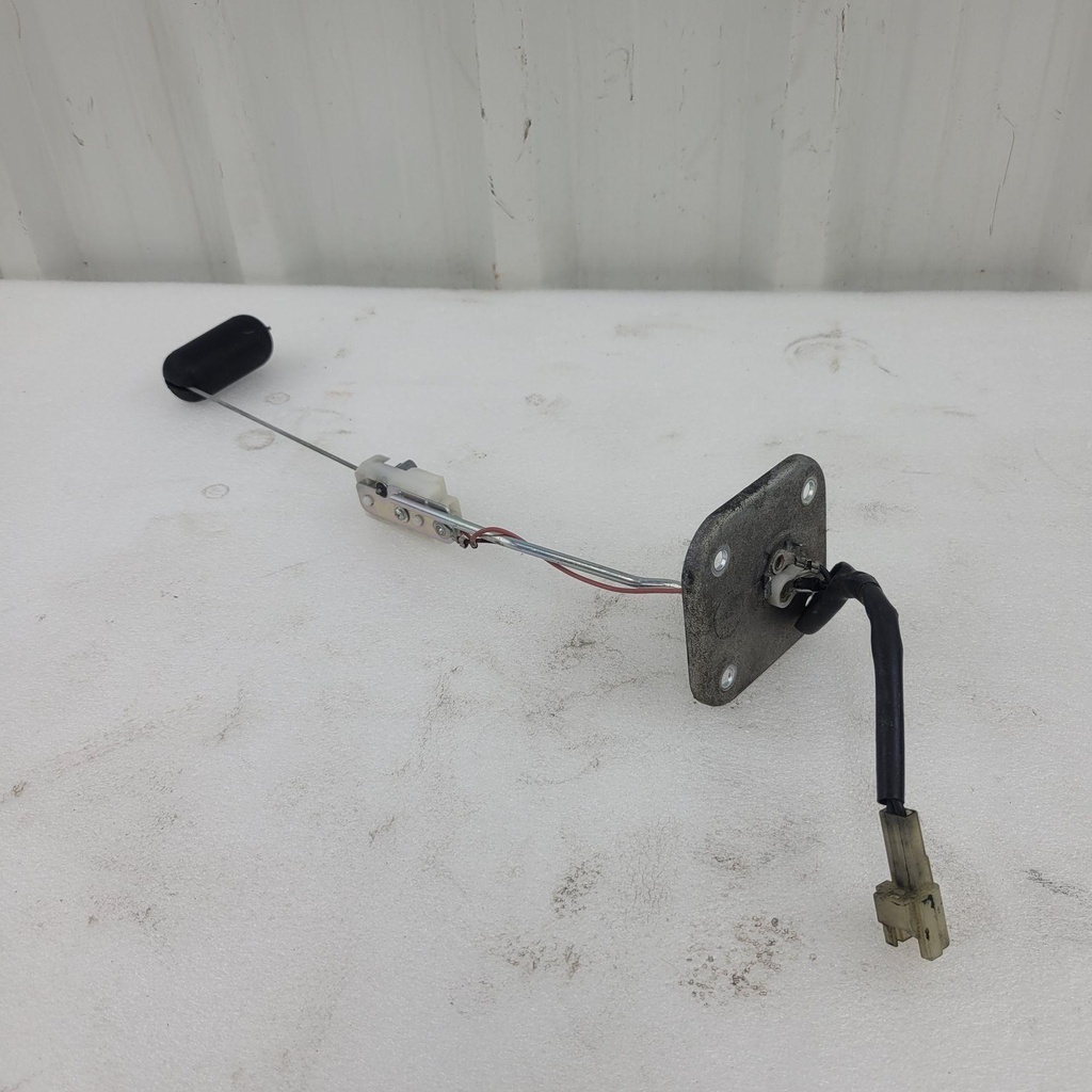 [8FG857520000-001] (new ref. 8fg-85752-02-00) sender unit assy, fuel meter