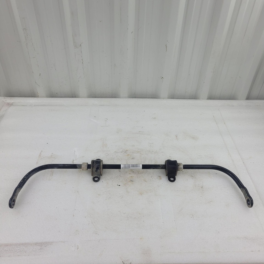[B8KF386E0100-001] bar, stabilizer front